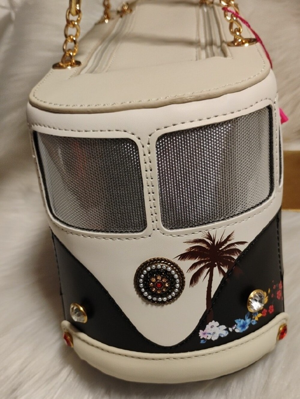 New CHERI 'Beauty' Novelty Volkswagen Bus Bag - Picture 2 of 10